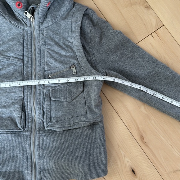 Lululemon cropped sweatshirt size 6 - Picture 3 of 8